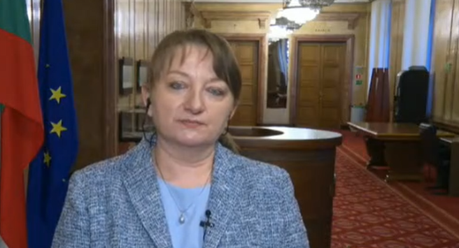 Деница Сачева: Основният ни спор с ПП е около параметрите на бюджета