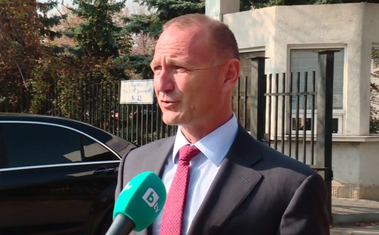 Росен Христов на разпит в следствието за спрените доставки на газ