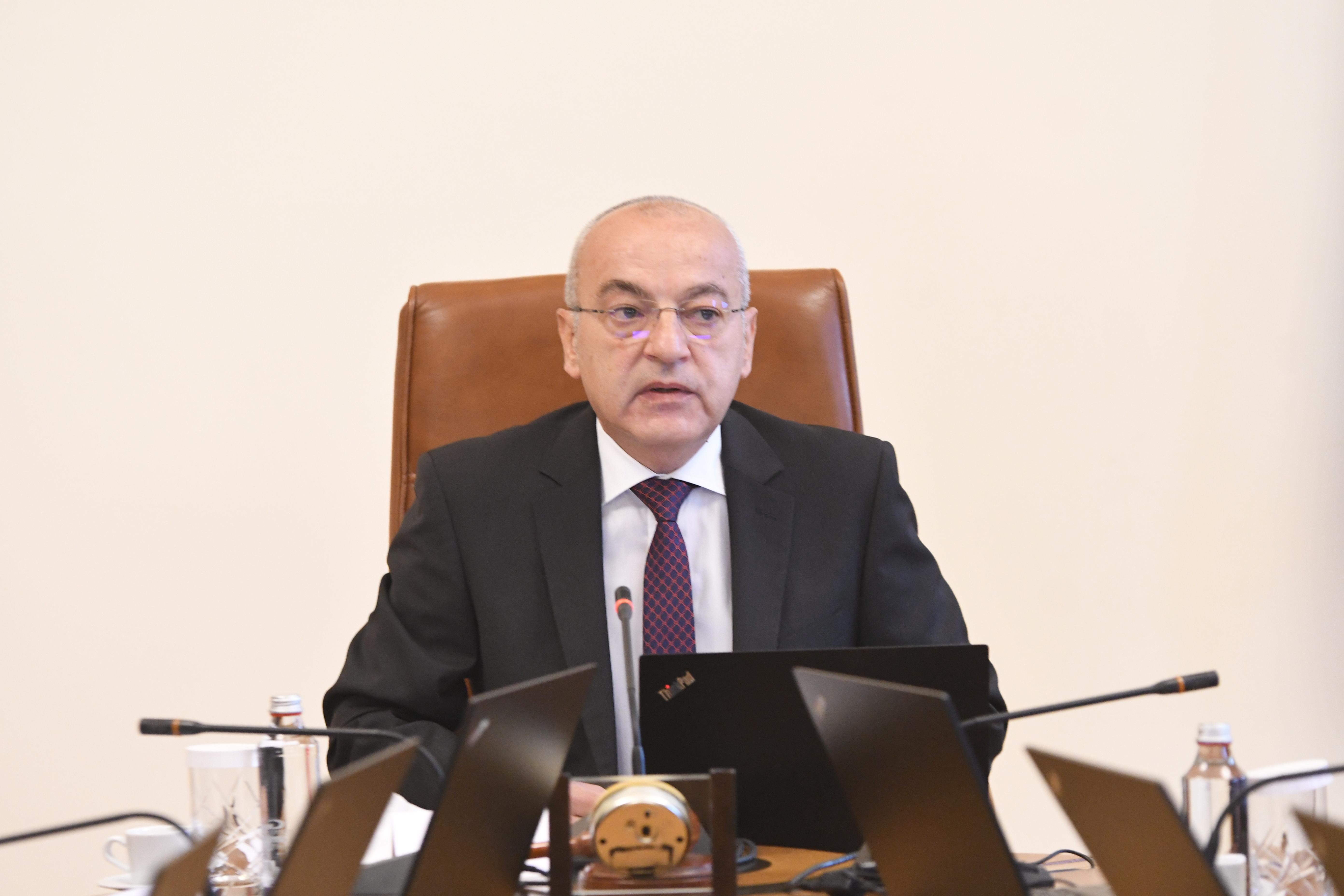 Гълъб Донев: Служебното правителство няма и не може да има собствена политика по доходите
