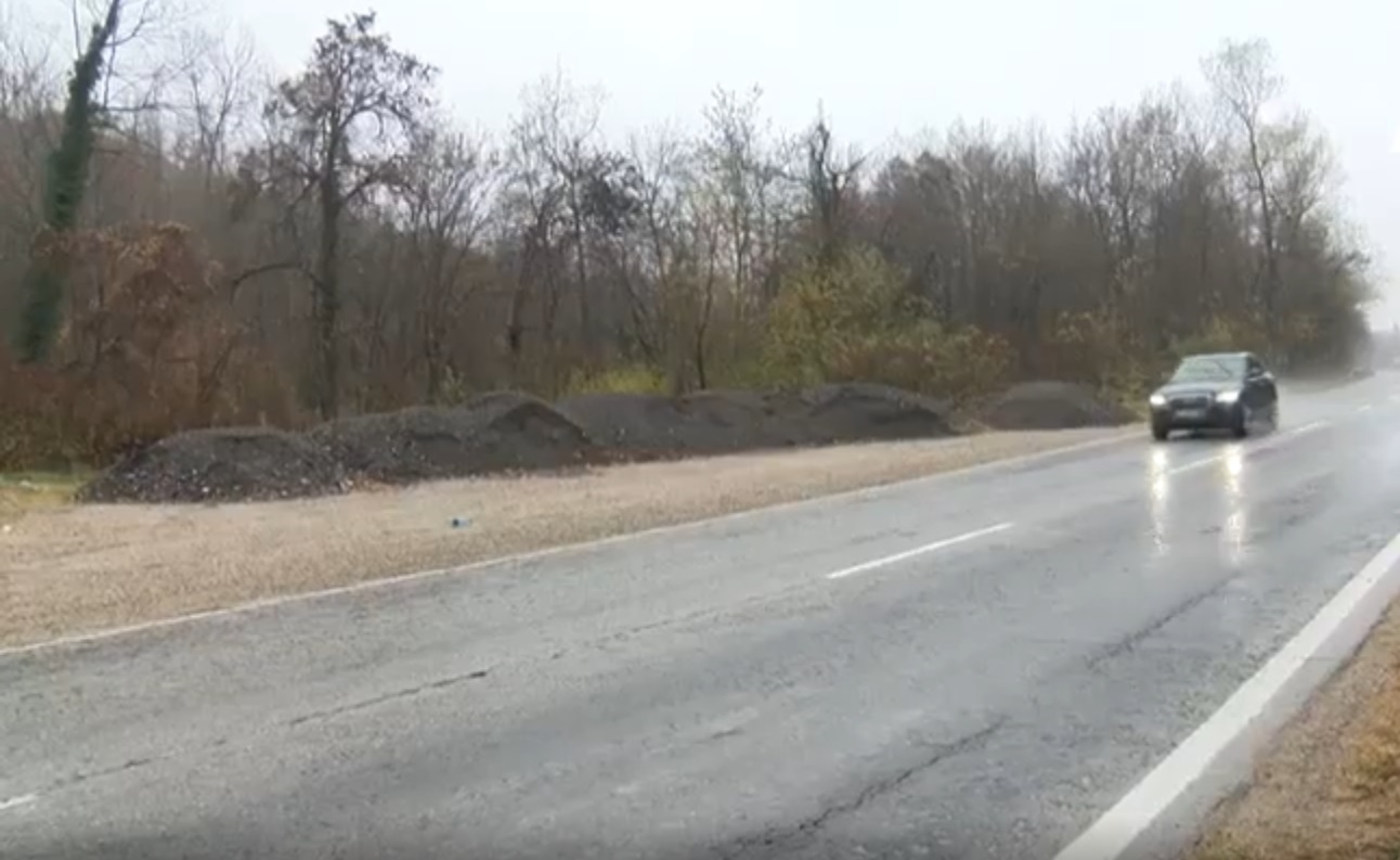 Откраднаха 20 тона асфалт от АПИ