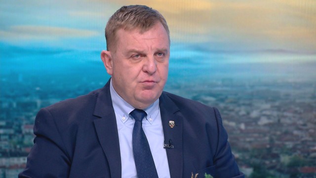 Красимир Каракачанов: Трябва да вземем твърди мерки за охраната на границата