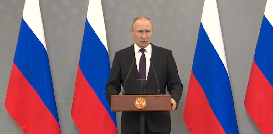 Путин: Опитите за прекрояване на историята са насочени към отслабване на Русия