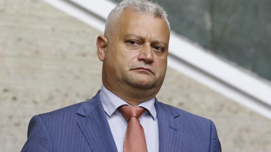 Кой написа поредния закон срещу Иван Гешев