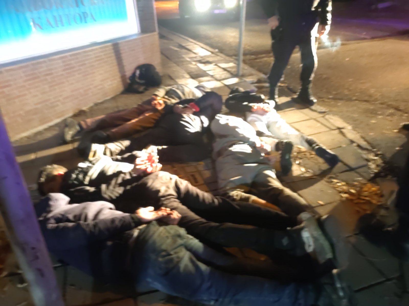 Все още издирват избягалия след гонката с полицията мигрант в Бургас