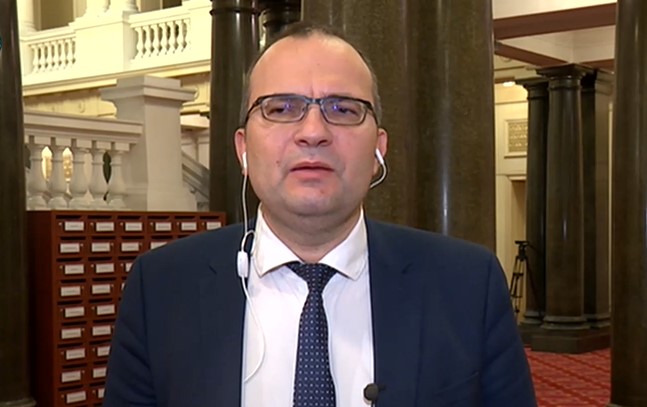 Мартин Димитров: Ако разрешим износа на нефтени продукти, има опасност да скочат цените