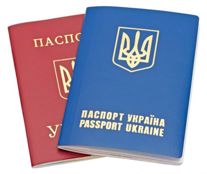 Москва е раздала 80 000 руски паспорта след анексирането