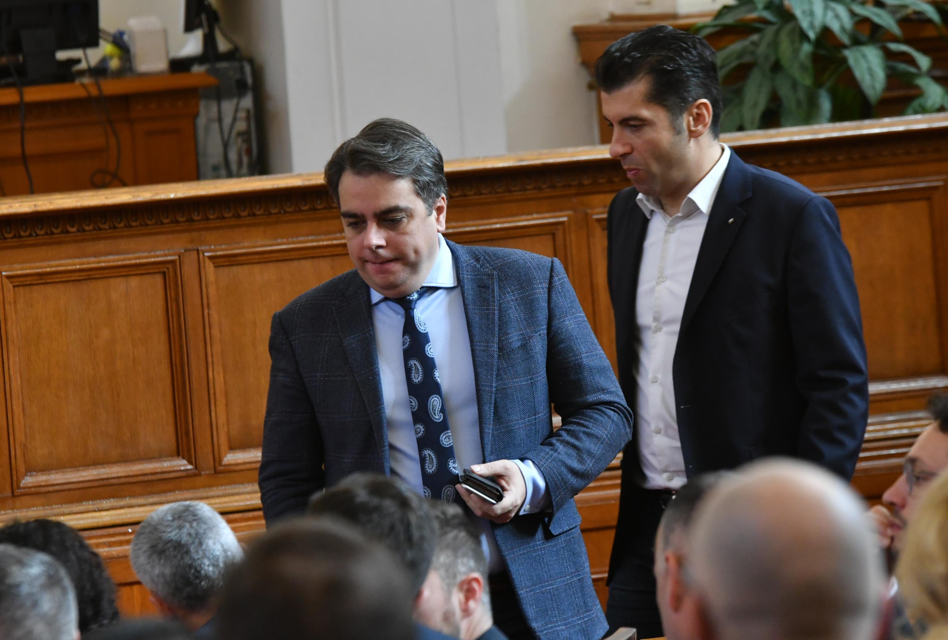 ПП искат изслушване на председателя на ЦИК Камелия Нейкова в парламента