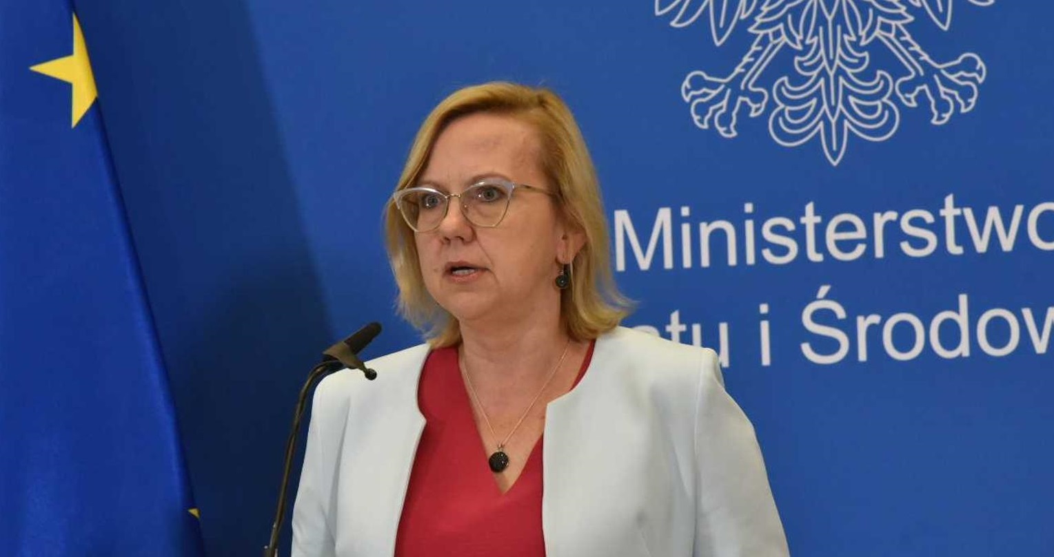 Полша замразява цените на газа за домакинствата