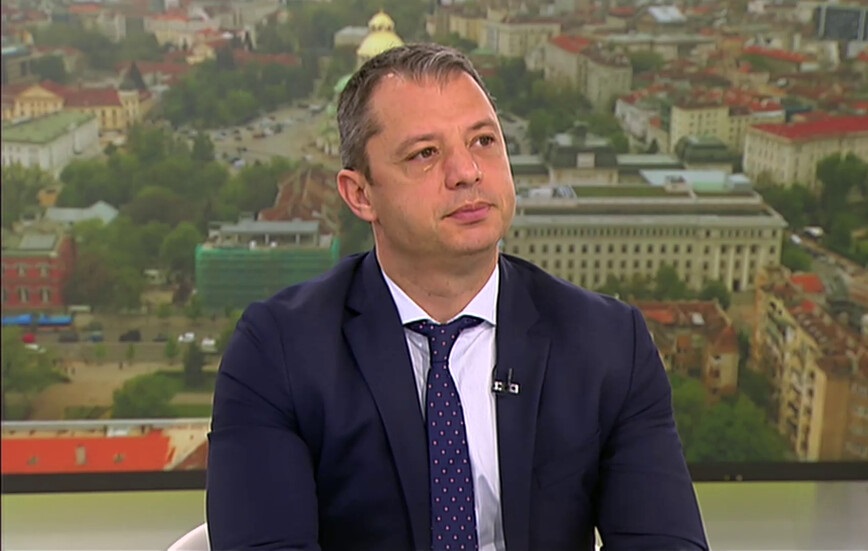 Делян Добрев: Правим всякакви опити да има правителство