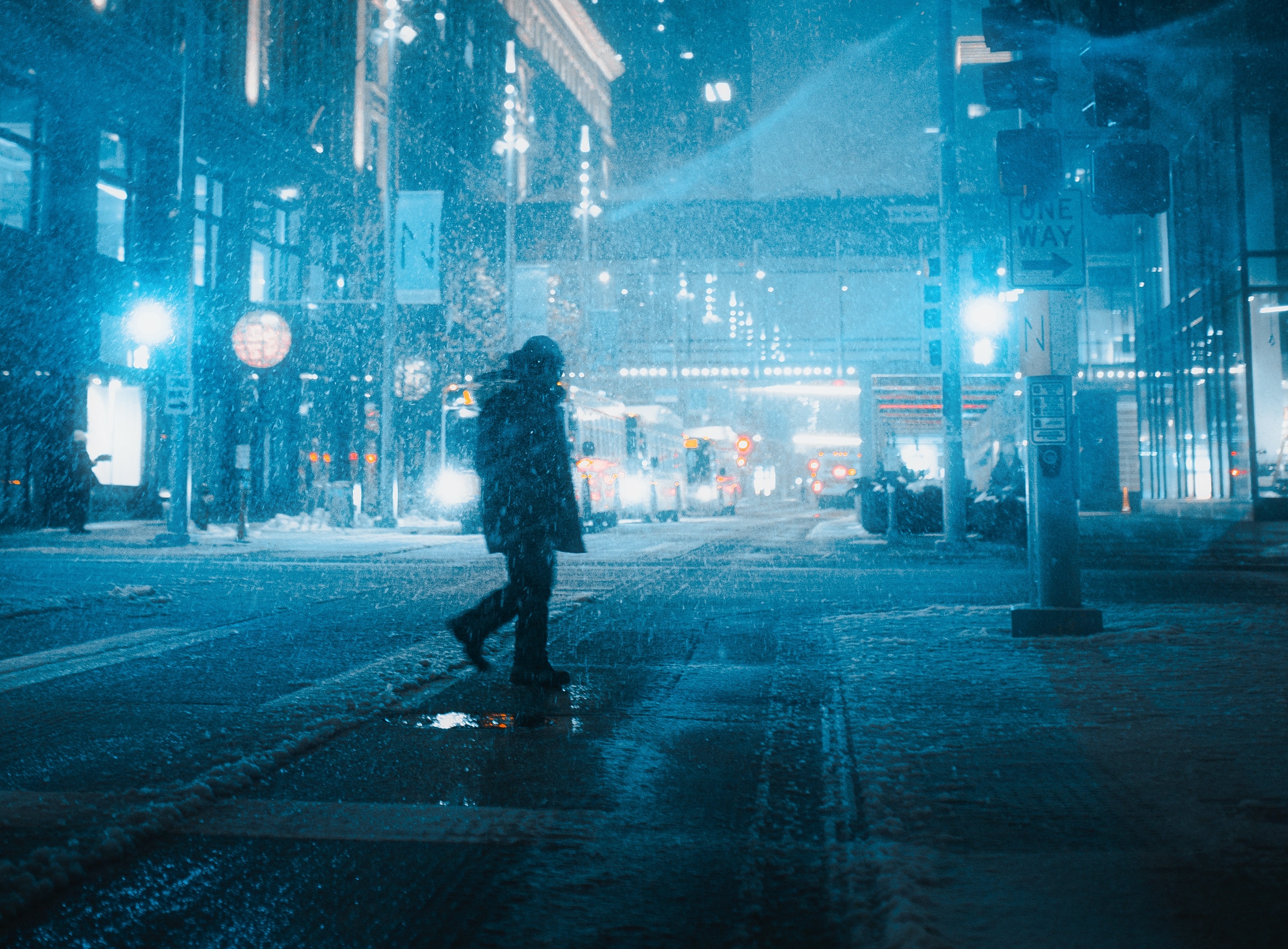 Трудово-правна консултация на "Труд News": Полагане на нощен труд, ако нямаме навършени 18 години