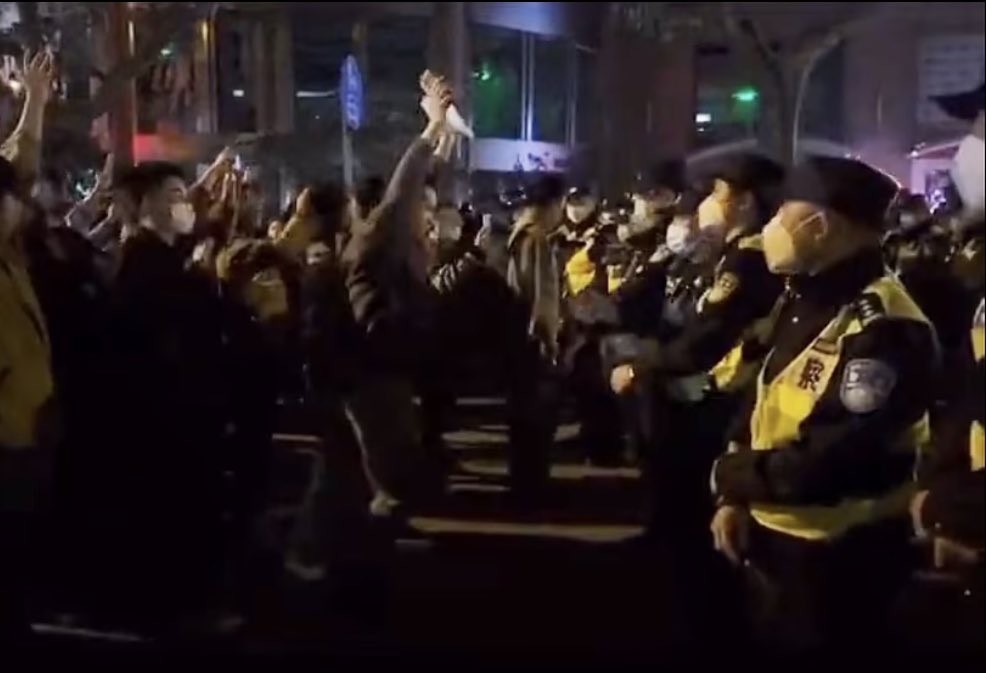 Властите в Китай успяха да прекратят протестите