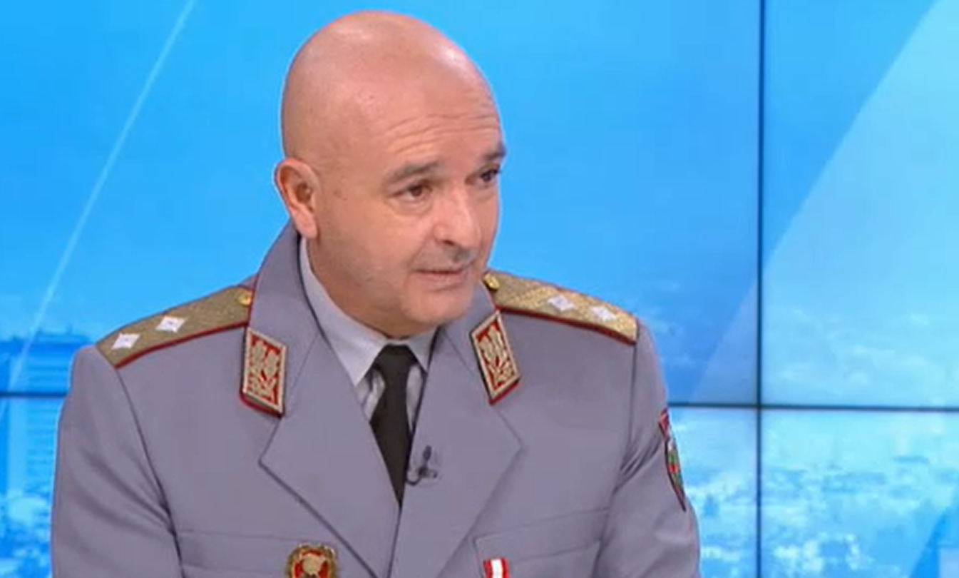 Ген. Мутафчийски: Битката с Ковид не е спечелена