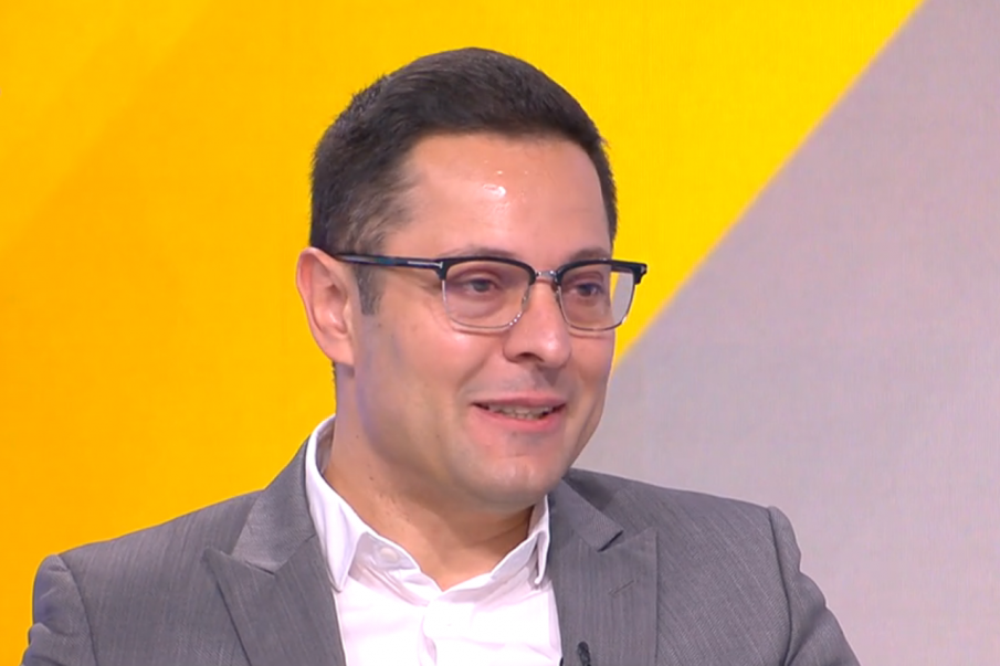 Министър Пулев: ББР работи като заложна къща на ПП, кликата на Кирил Петков докара катастрофа