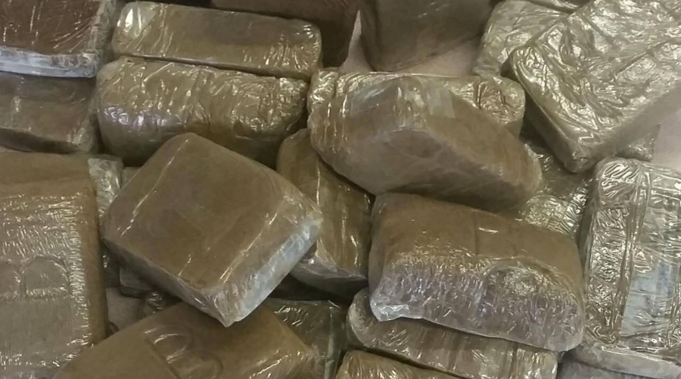 Испанските власти разбиха наркоканал, прикрит като хуманитарна помощ за Украйна