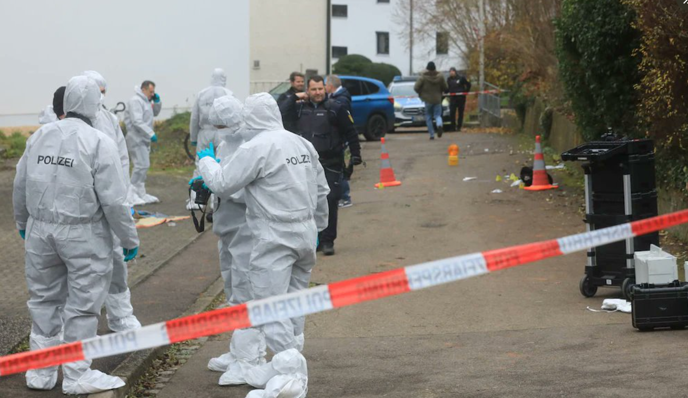 Почина едно от ранените с нож деца в Германия