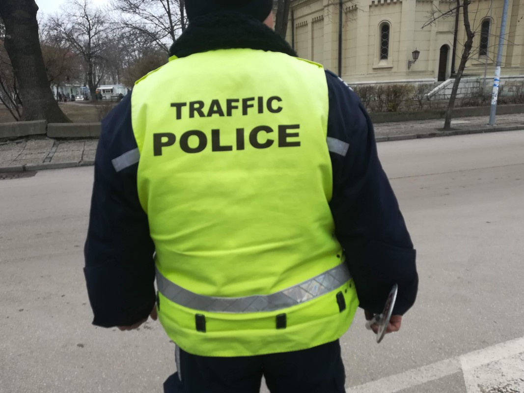 Задържаха български шофьор на камион с 2,14 промила алкохол в Белград