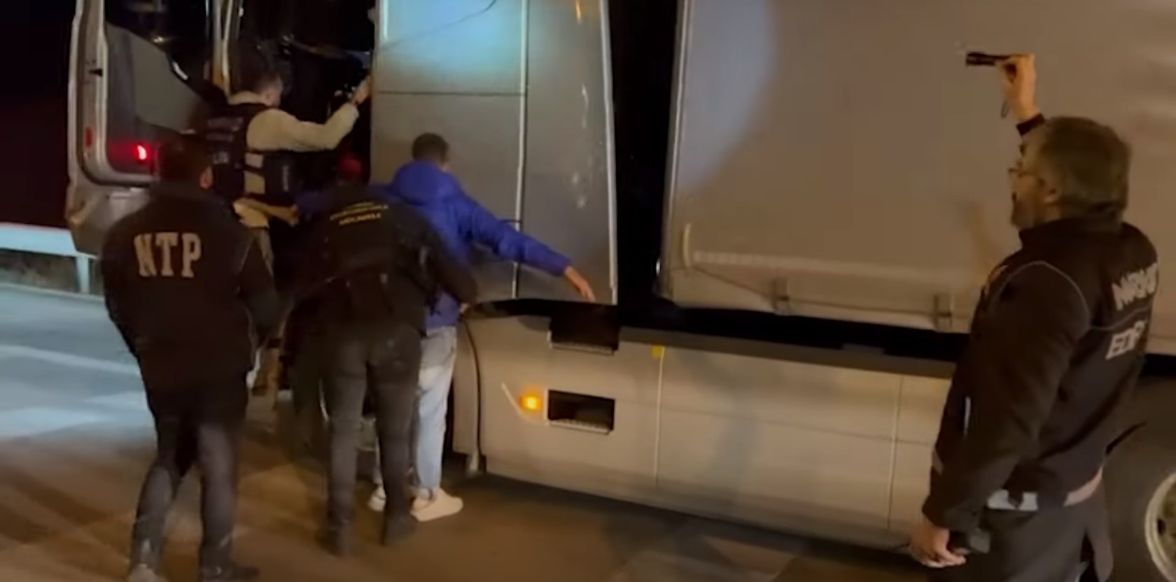 Български тираджия спипан с 40 килограма дрога при акция в Одрин