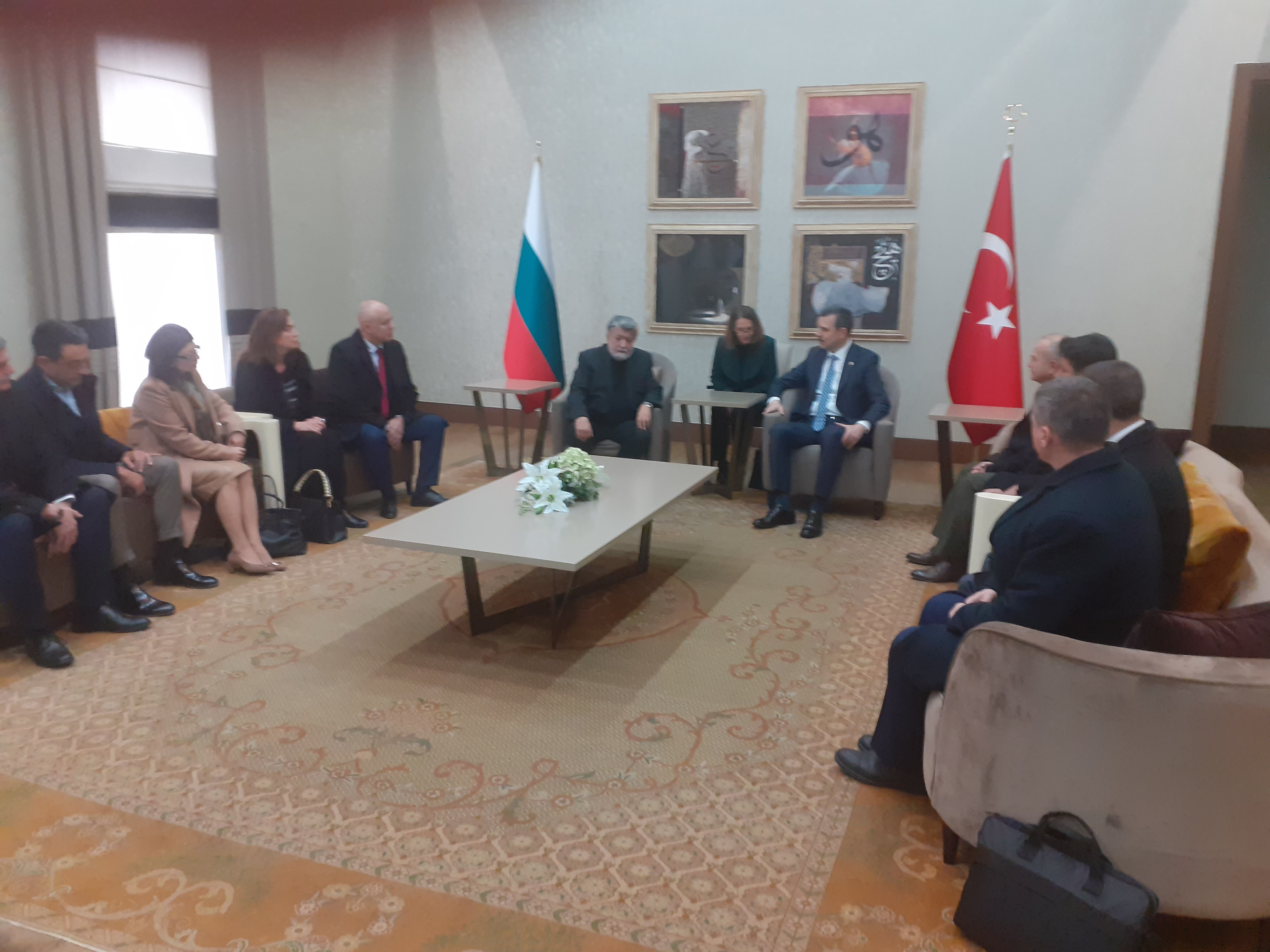 Председателят на НС Вежди Рашидов пристигна в Анкара