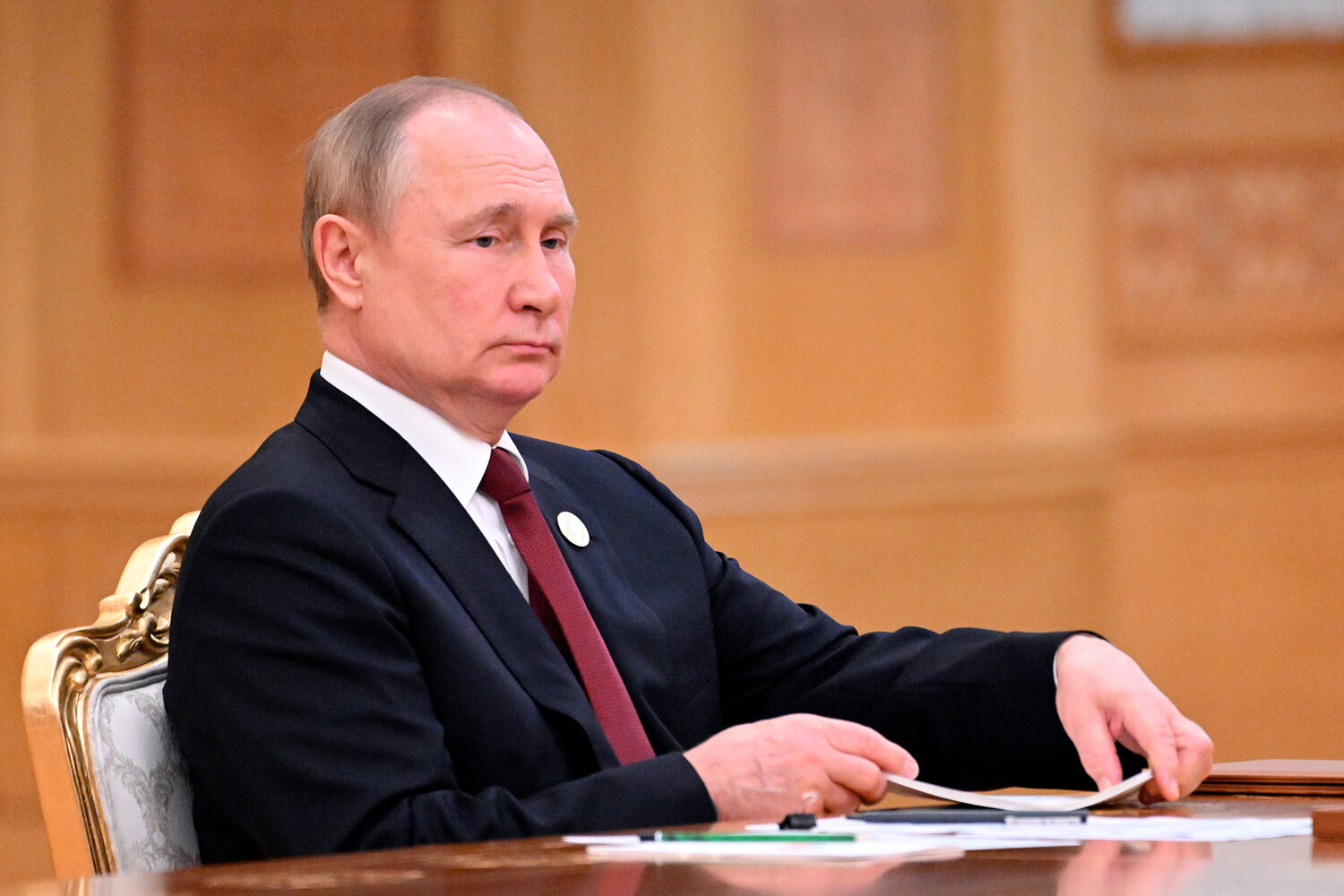 Възможна ли е внезапна капитулация на Путин?