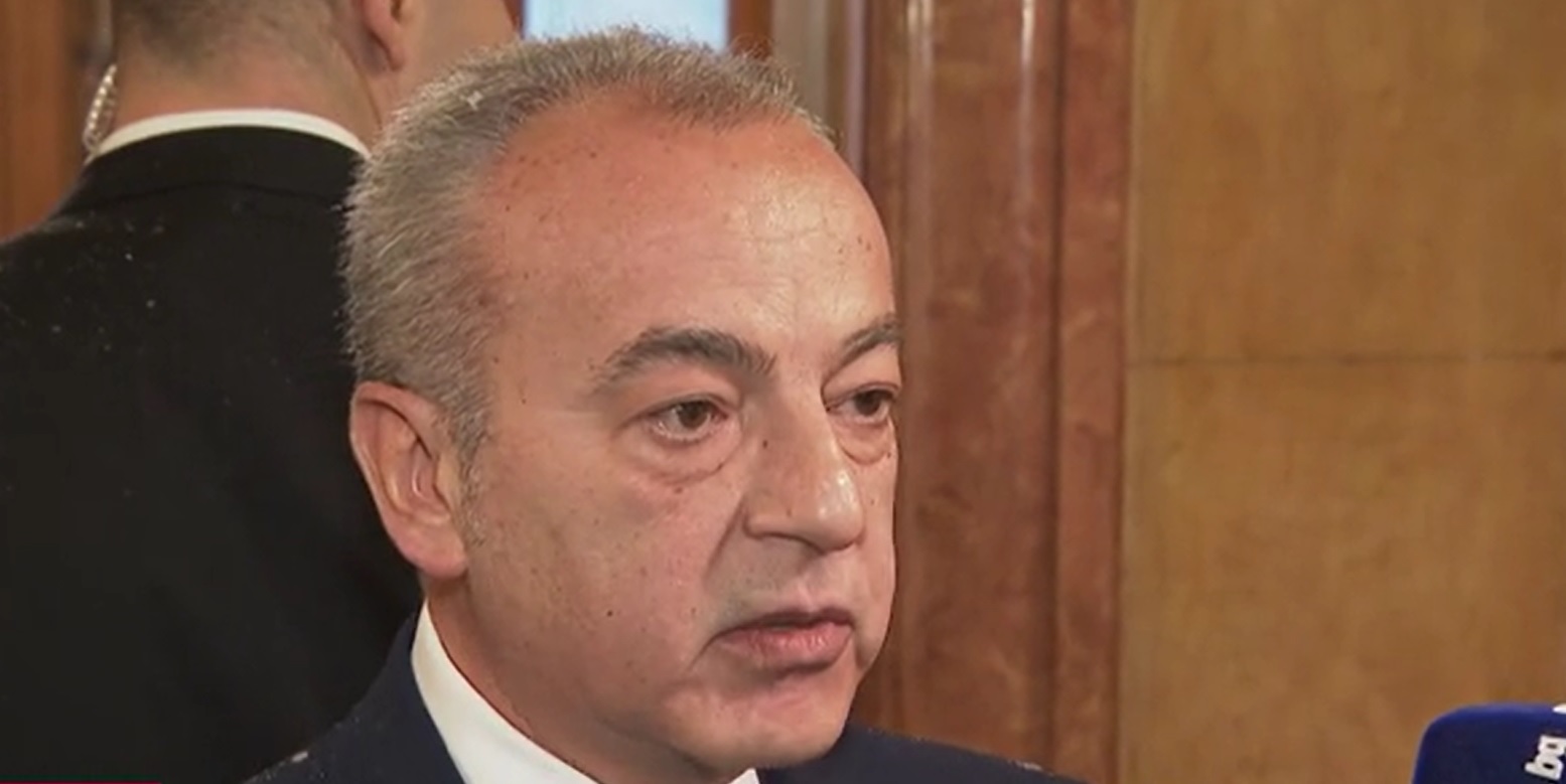 Донев: Не разбирам защо парламентът трябва да приема размер на минималната заплата