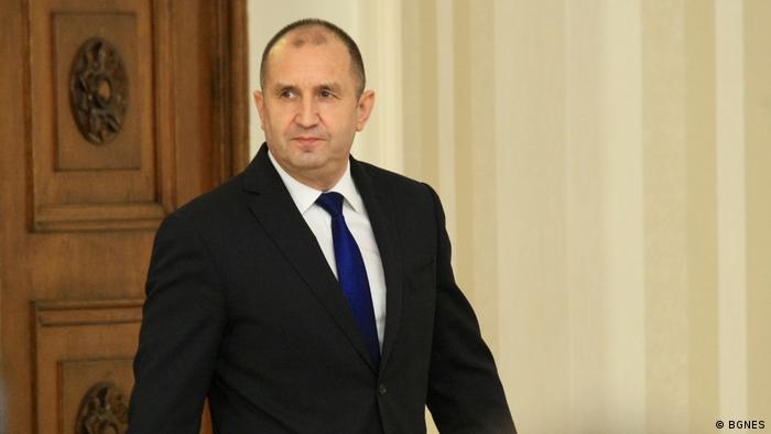 Президентът ще връчи втория мандат на 3 януари