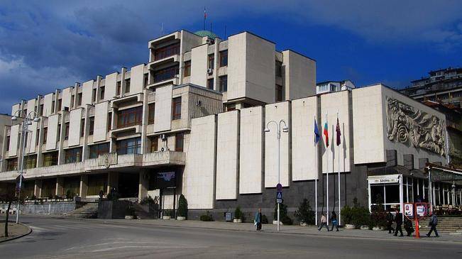 Осигуряват безплатна топла храна за 200 души в неравностойно положение в община Велико Търново