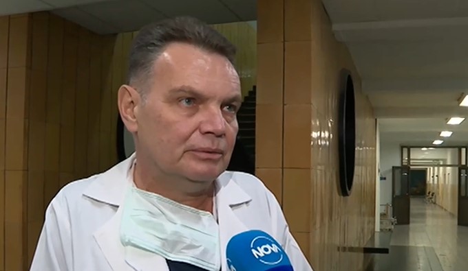 По празниците: Извиха се опашки пред спешните кабинети
