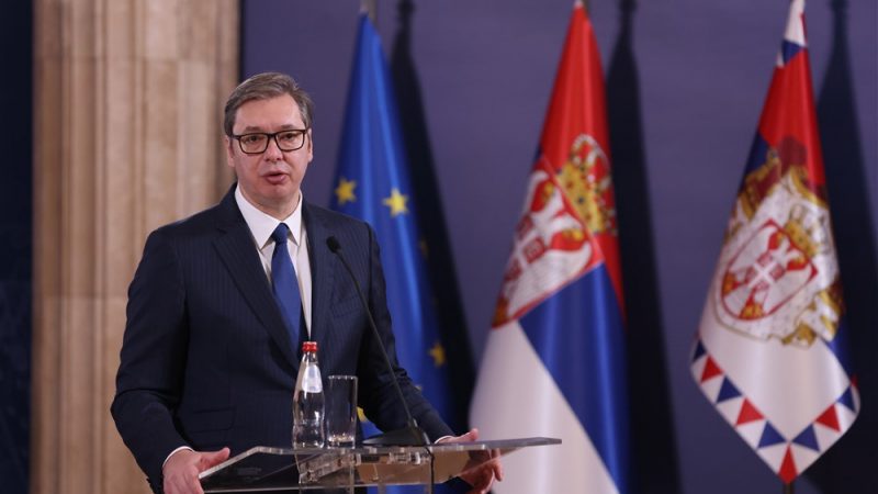 „Анонимните“ удариха сръбския президент Вучич