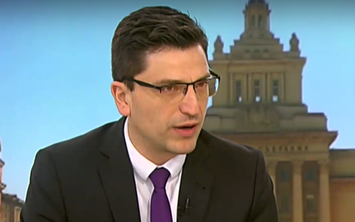 Сабрутев: Няма как да влезем в съвместно правителство с ГЕРБ, но сме готови да говорим