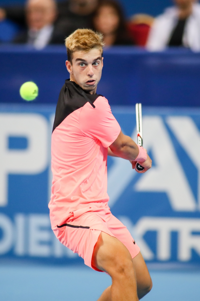 Андреев отпадна от Australian Open на крачка от историята