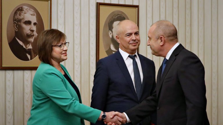 Президентът дава третия мандат за съставяне на правителство на БСП