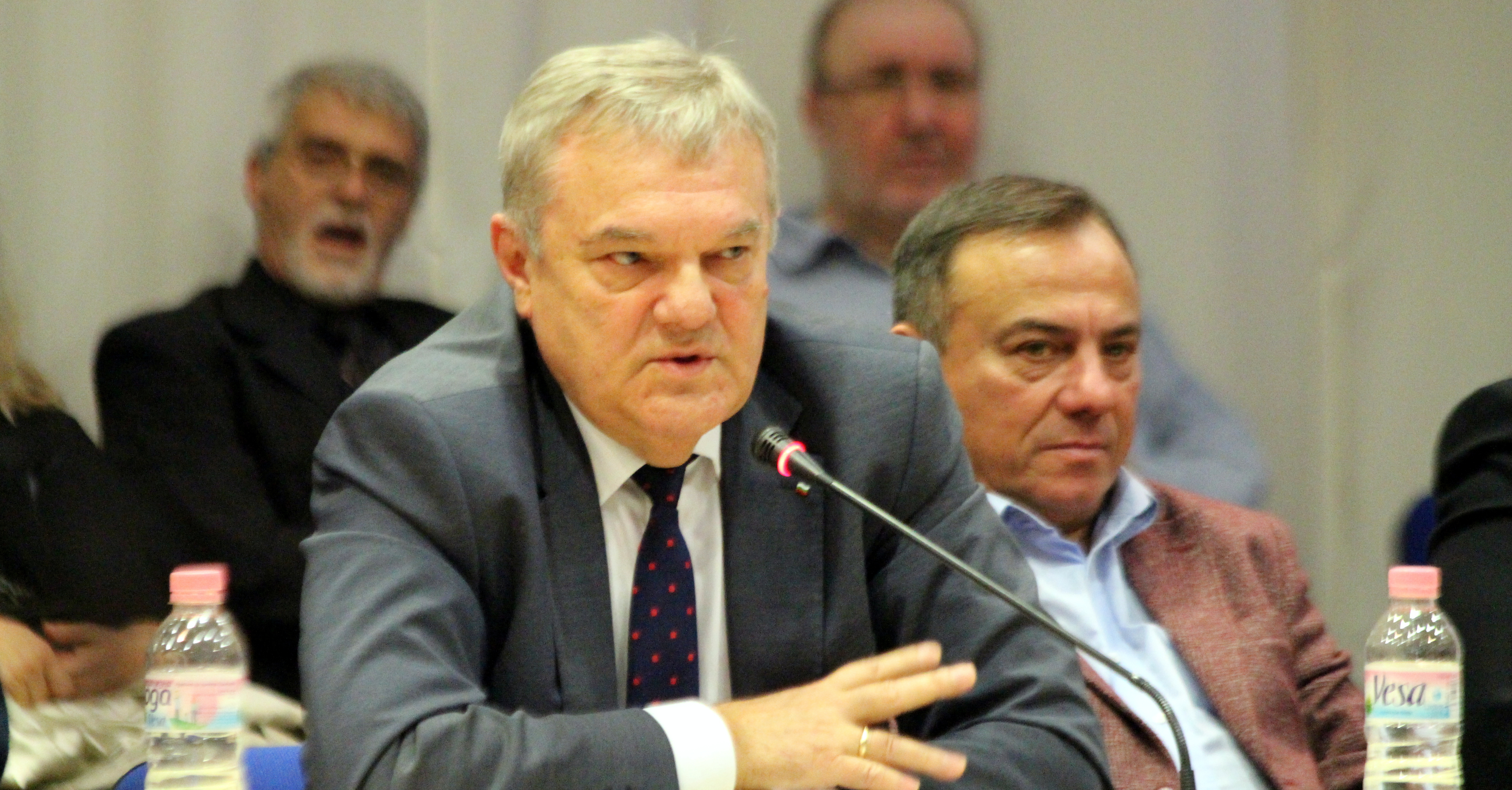 Румен Петков: Да бъде обявено участието на предстоящия извънреден парламентарен вот на левите формации, които днес се събраха на кръгла маса в Пловдив
