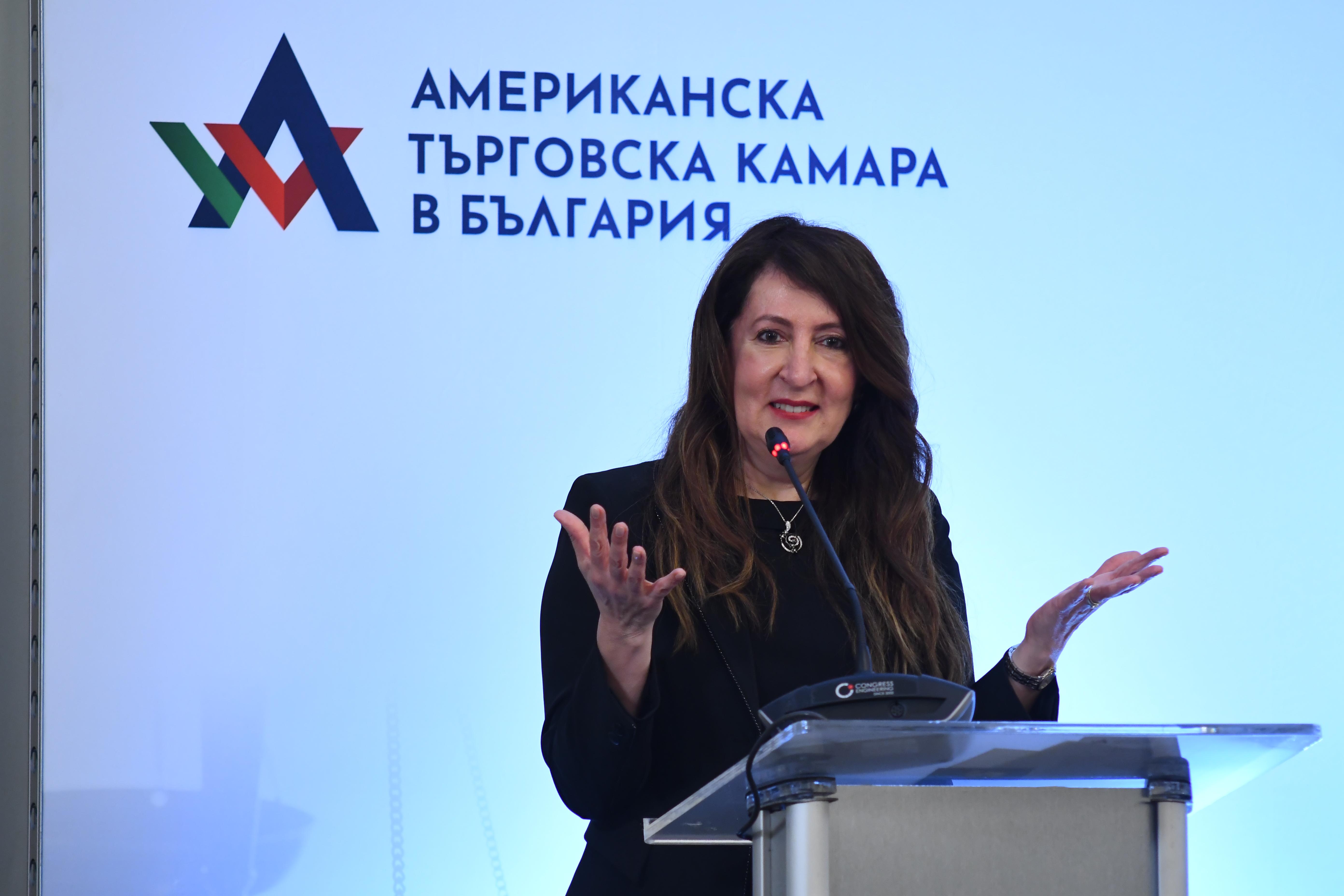 Посланикът на САЩ у нас Херо Мустафа: Върховенството на закона остава важно предизвикателство за България