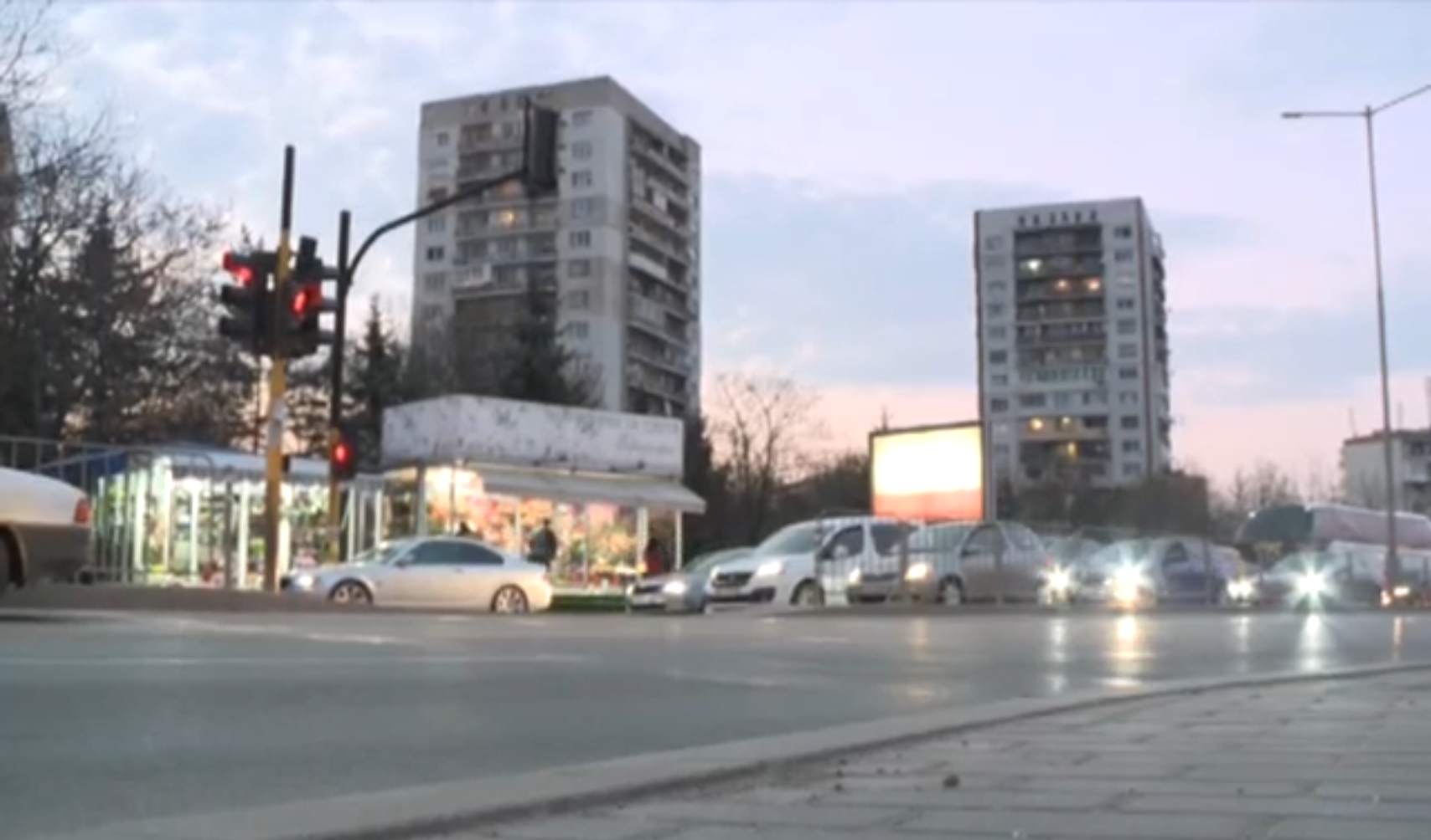 Жители на столичния кв. "Младост": Психично болна жена ни напада с бокс