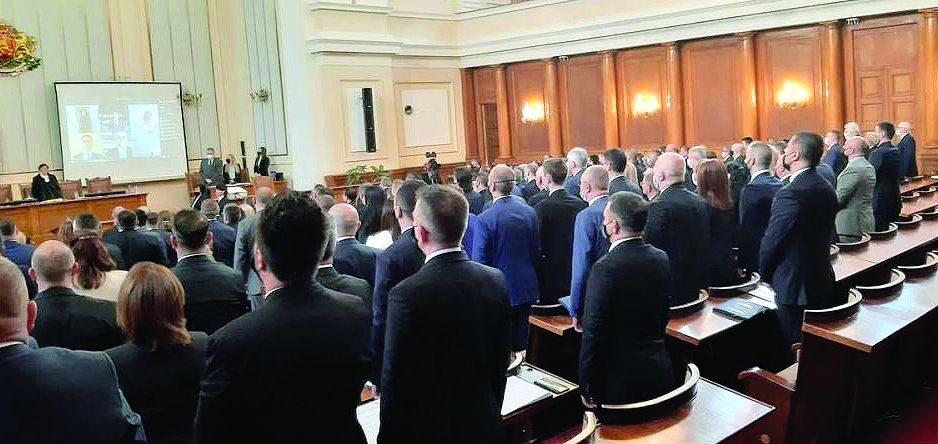 Колко да са депутатите в парламента
