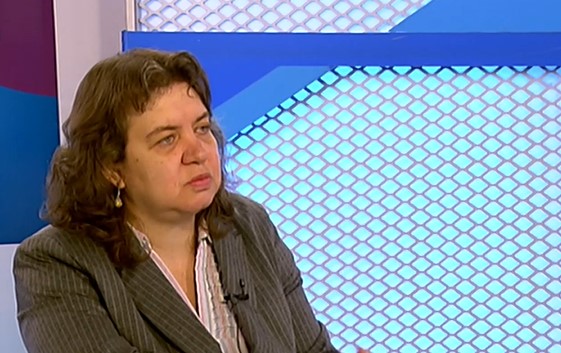 Доц. Киселова: Възможно е да има проблем с логистиката за машините в чужбина