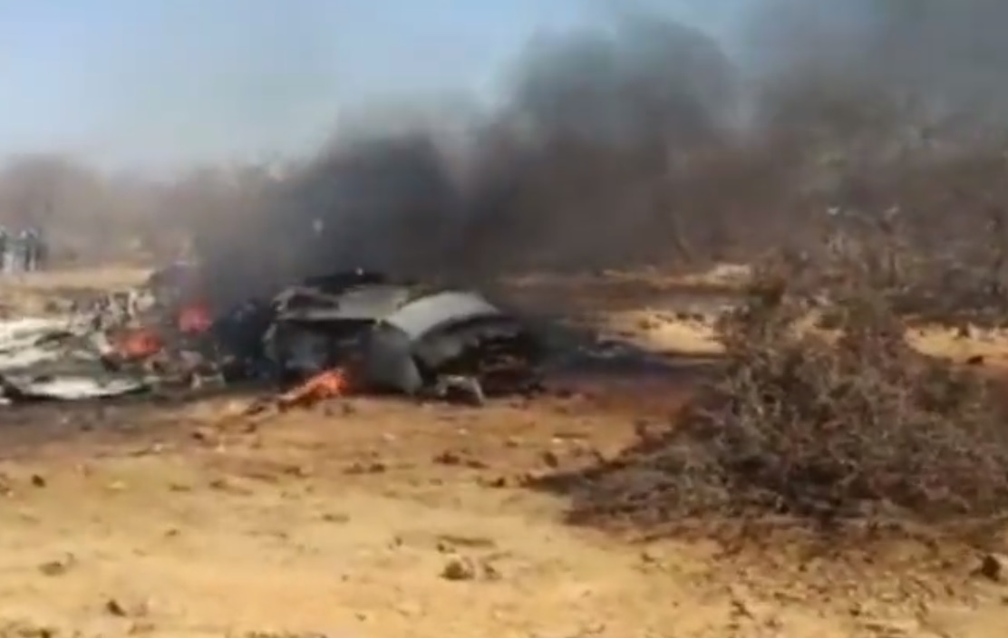 Два самолета на индийските ВВС се разбиха по време на тренировъчни полети (ВИДЕО)