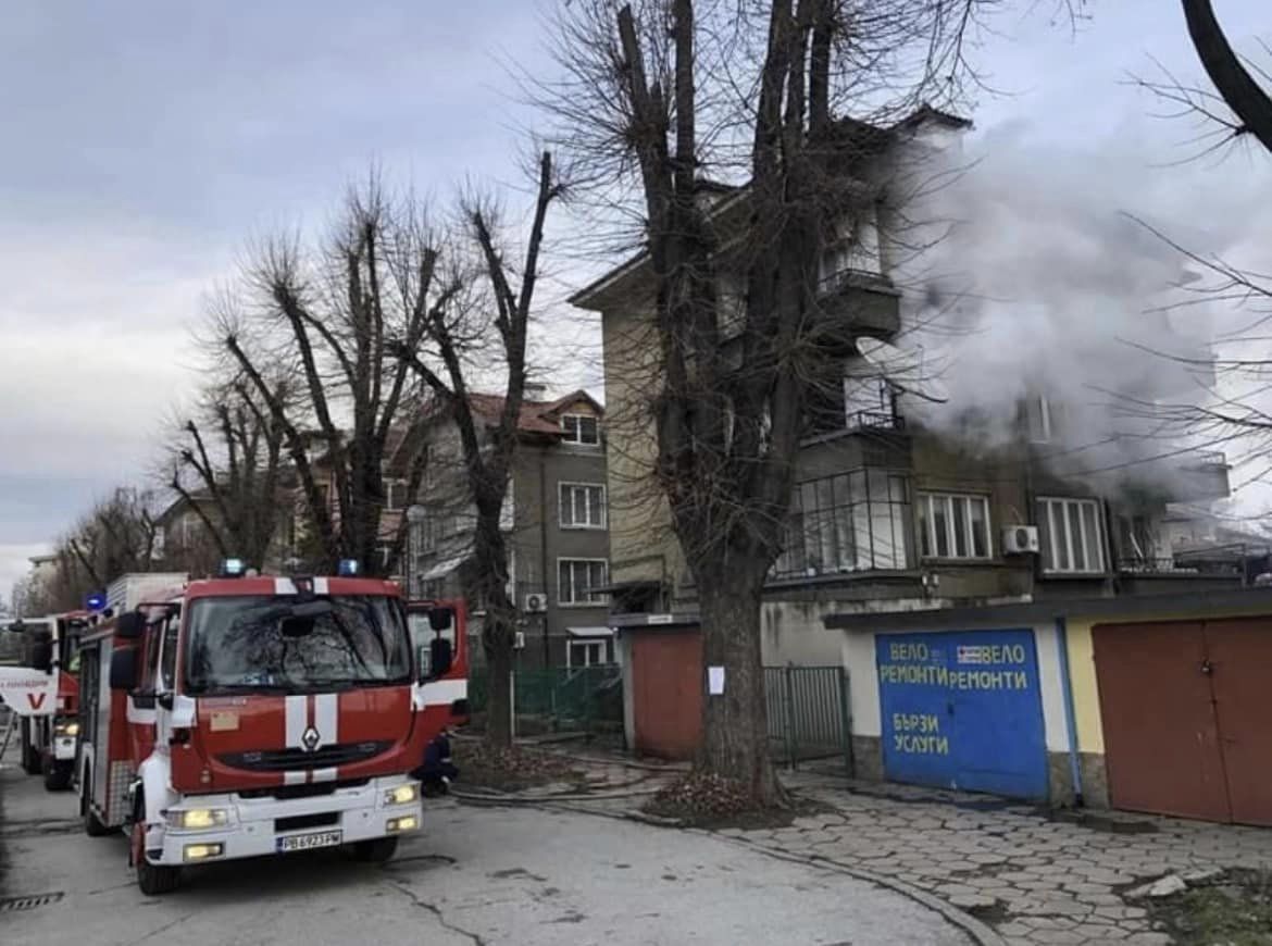 Зов за помощ: Легенда на "Марица" загуби дома си в пожар