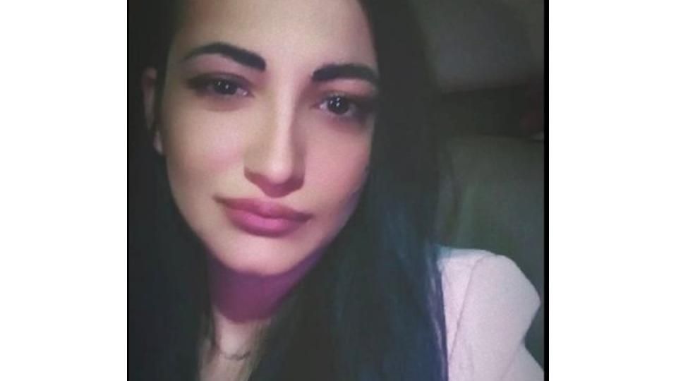 Заловената с дрога полицайка остава в ареста