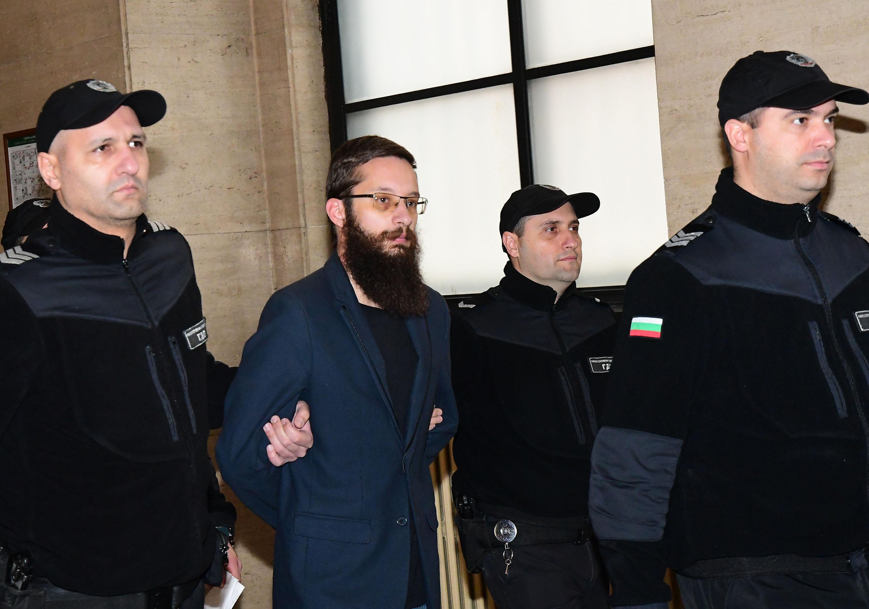 Синът на кмета на Панагюрище излиза от ареста, остава под домашен арест