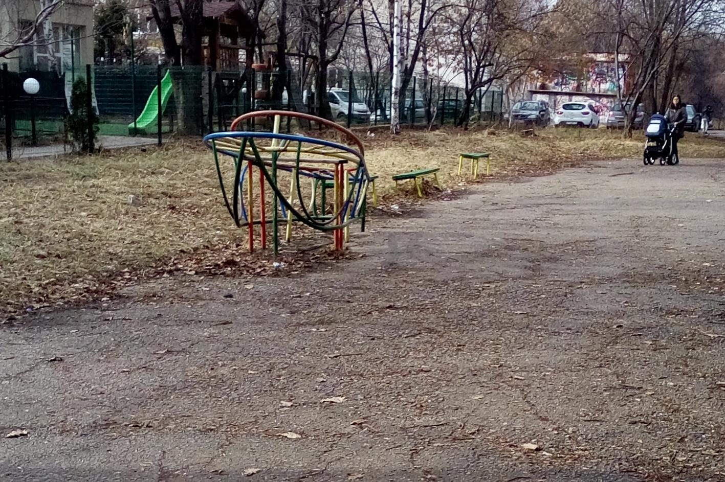 Обновяват 150 детски площадки в София  с 3 млн. лв.