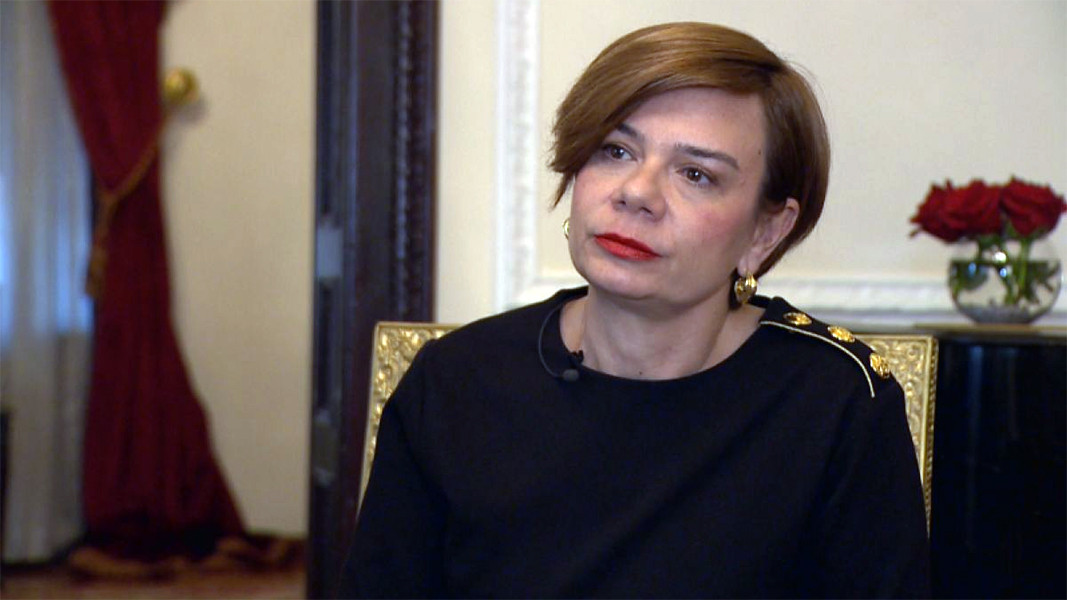 Турската посланичка Айлин Секизкьок: Има нужда от спасителни екипи, полеви болници и кухни