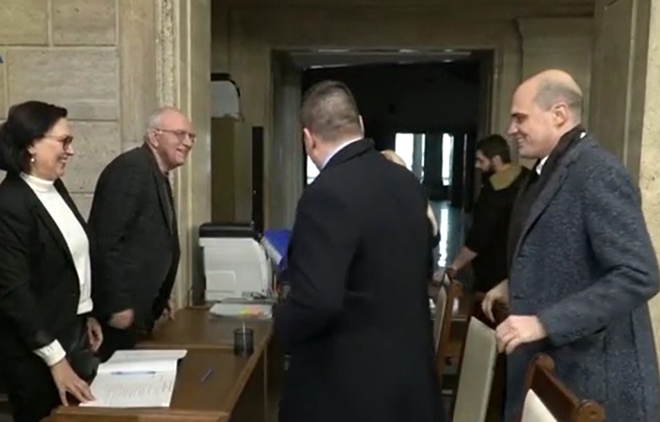 Слави Трифонов и Пламен Данаилов ще са водачи на листи