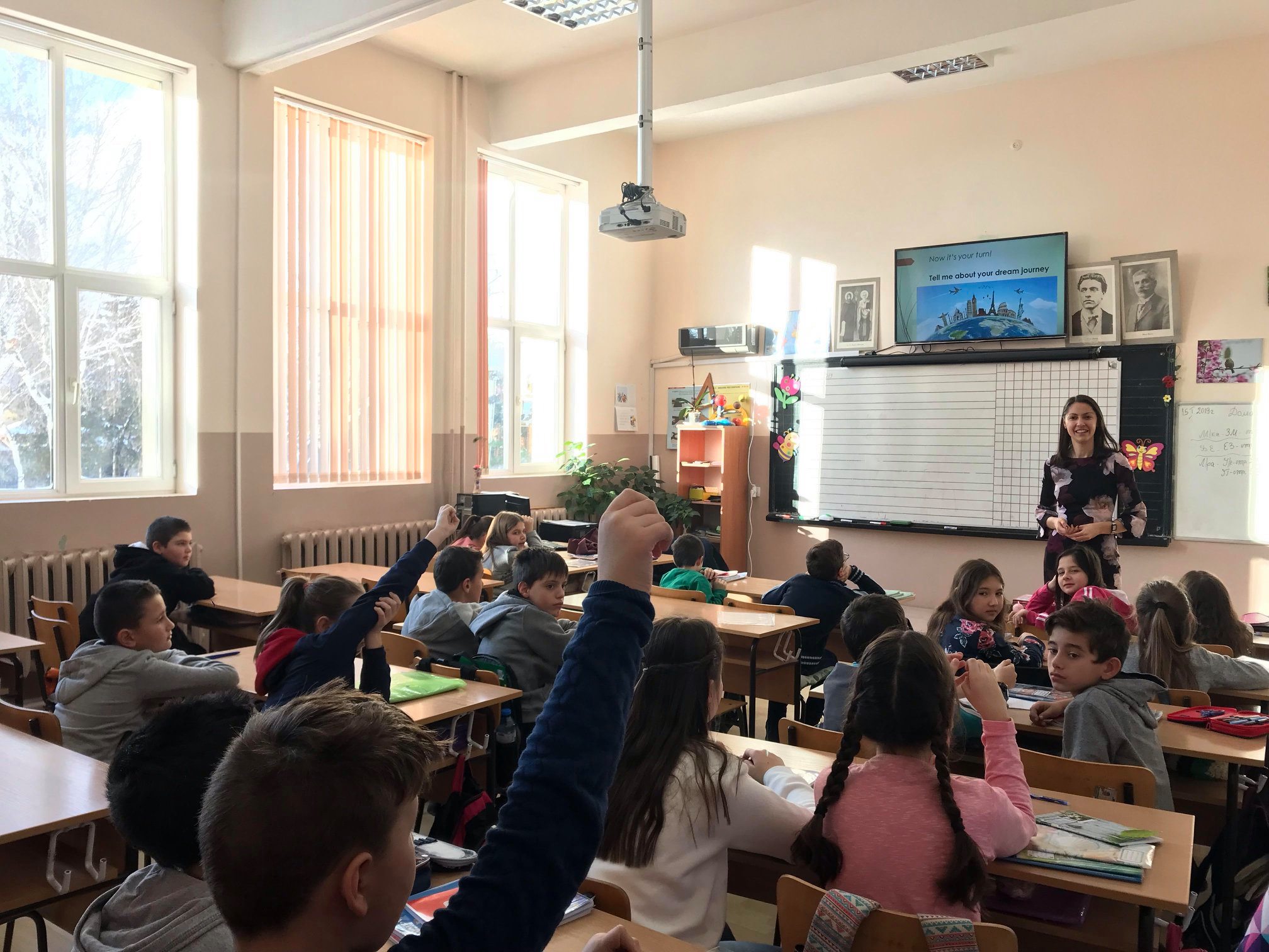 54 години е средната възраст на учителите у нас, до 35 години са 15%