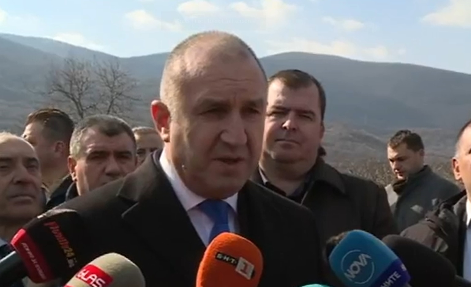 Радев: Партиите на войната нека спечелят изборите и да поемат отговорност за решението за оръжия в Украйна (ВИДЕО)