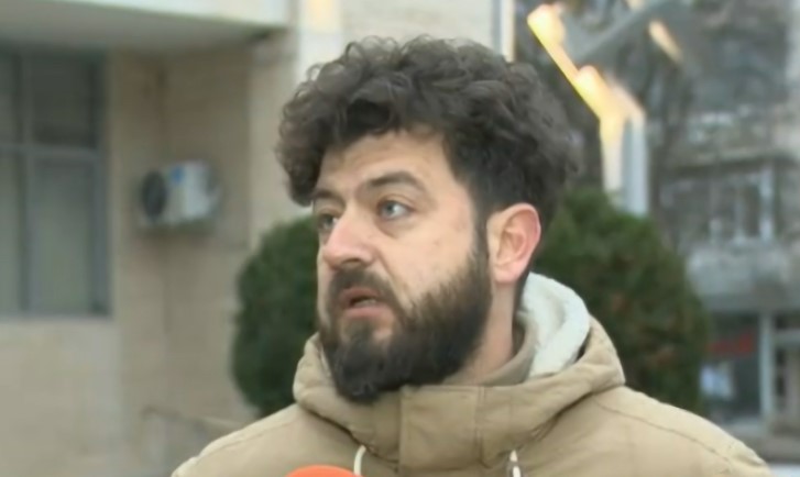 Бездомни кучета нападнаха актьор в Благоевград