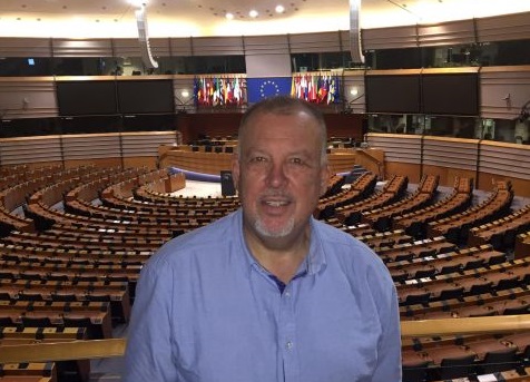 Бургаски общинар напуска ДСБ заради "клакьори и празнословни лицемери"