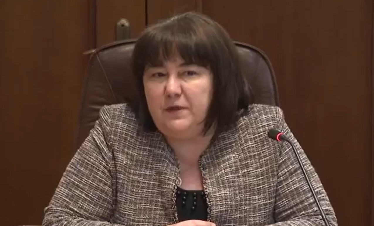 Финансовият министър Росица Велкова: България няма да приеме еврото от 2024 г.