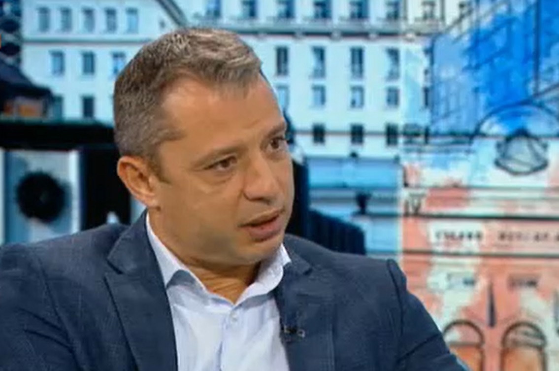 Делян Добрев: Целта на ПП и ДБ е да спечелят София и са готови да жертват държавата за това