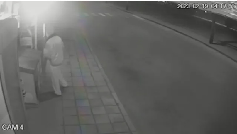 Мъж разбива стъклата на магазин в Благоевград, за да си вземе алкохол